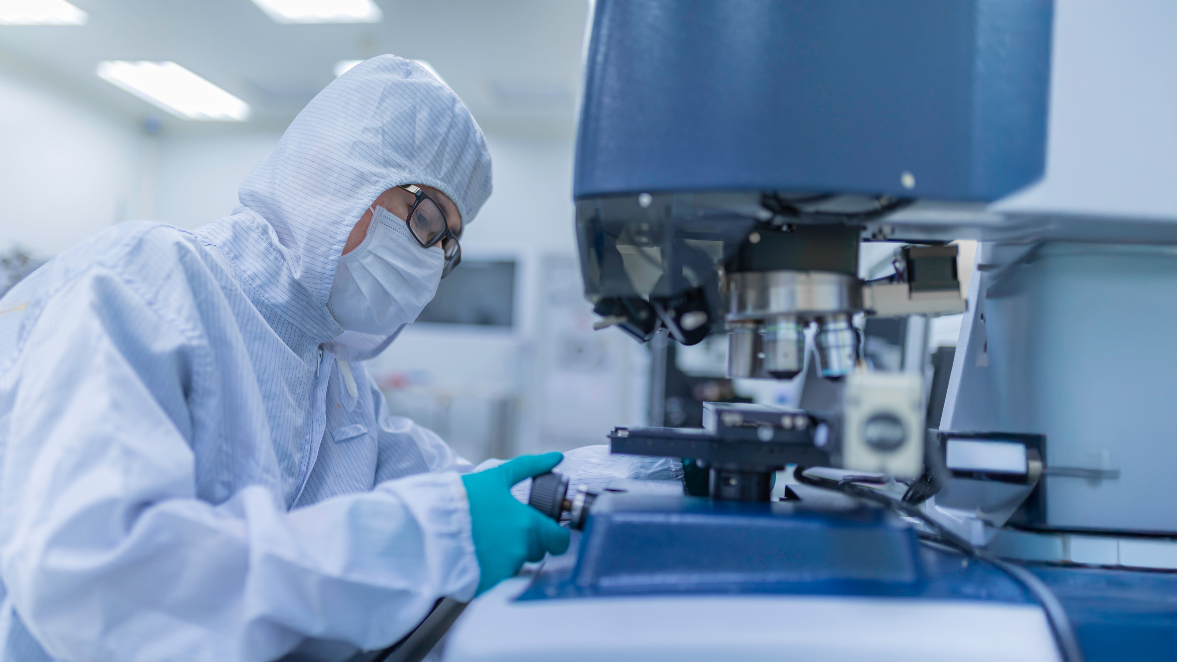 최첨단 분석 장비 기반의 정밀 검사